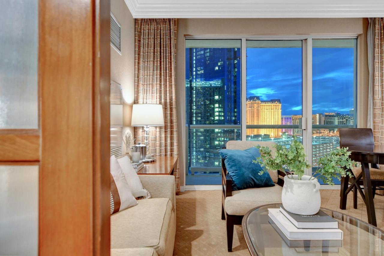 Balcony Full Strip View Suite Mgm Signature Free Valet Лас-Вегас Экстерьер фото